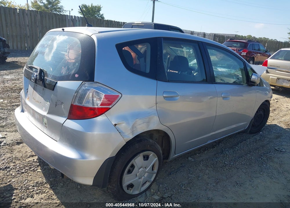2012 HONDA FIT VIN: JHMGE8H33CC035873