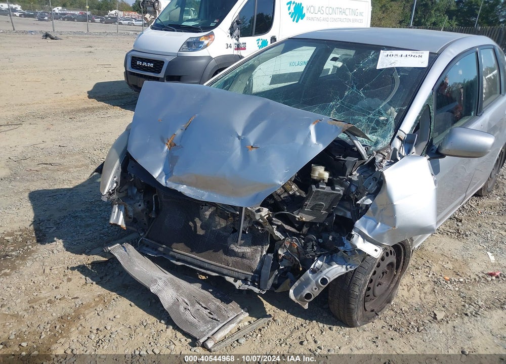 2012 HONDA FIT VIN: JHMGE8H33CC035873