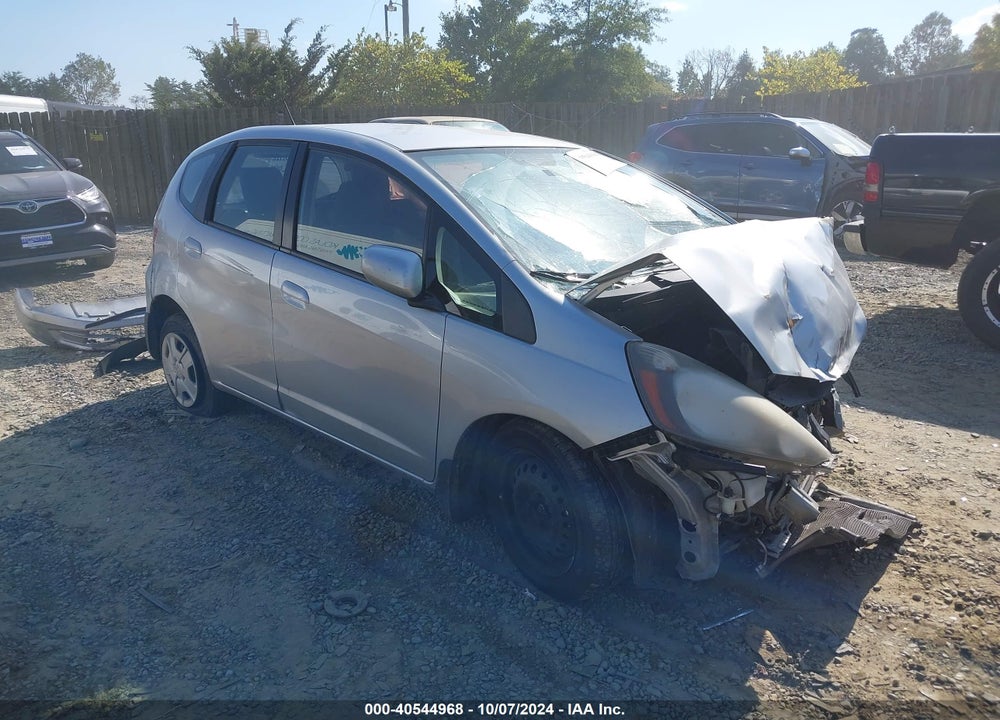 2012 HONDA FIT VIN: JHMGE8H33CC035873