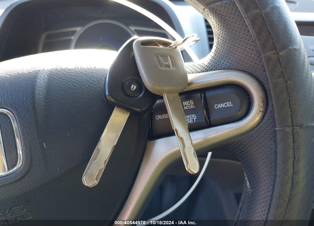 2010 HONDA CIVIC LX VIN: 2HGFA1F5XAH568948