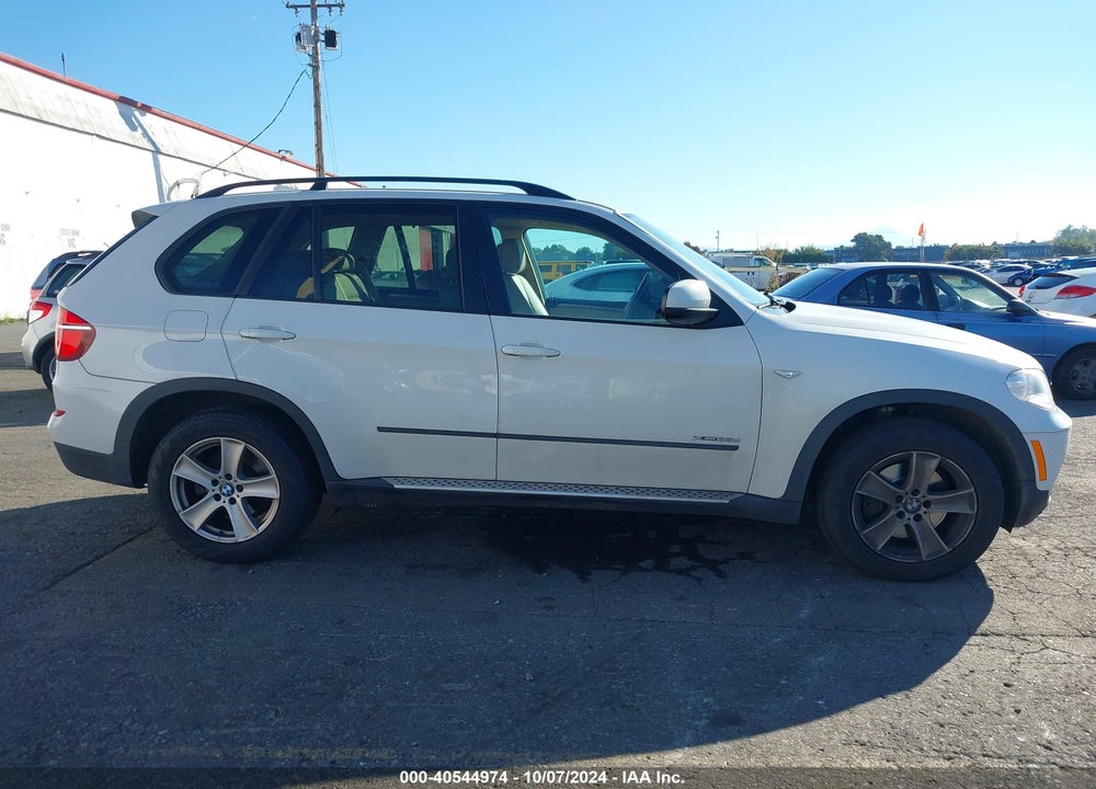 2012 BMW X5 XDRIVE35D VIN: 5UXZW0C51CL665066