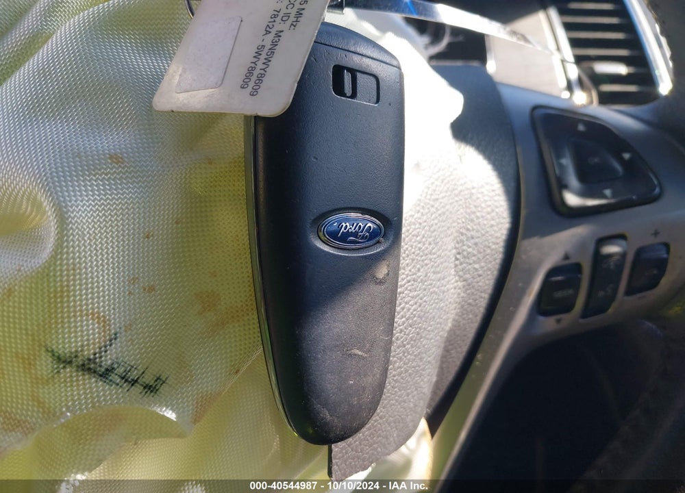 2016 FORD TAURUS SEL VIN: 1FAHP2E82GG104408