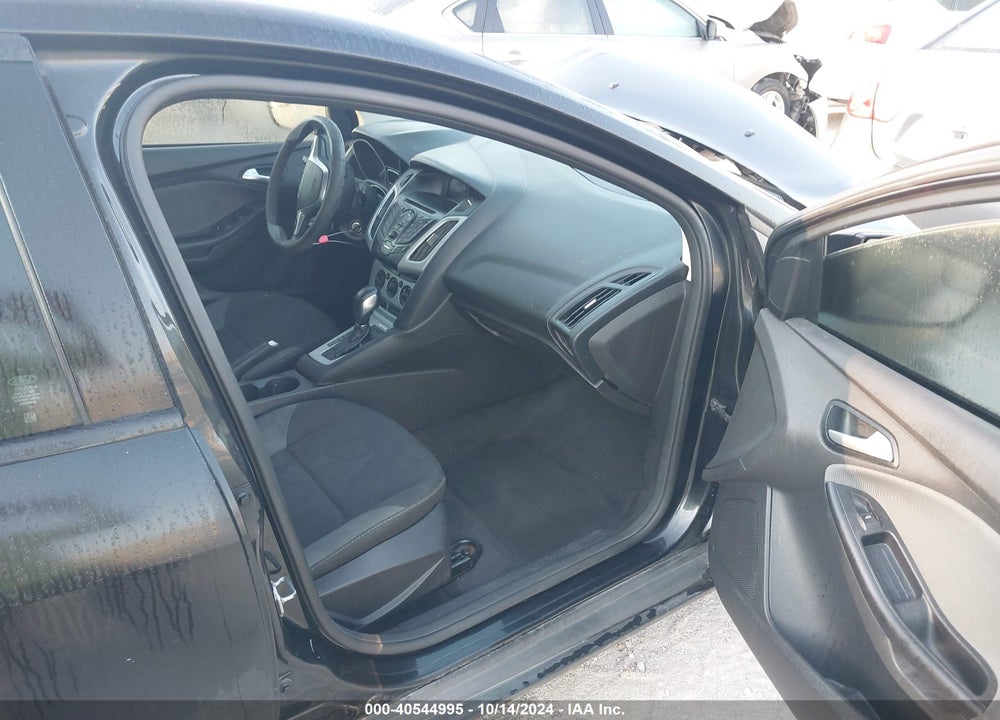 2014 FORD FOCUS VIN: 1FADP3K20EL219923