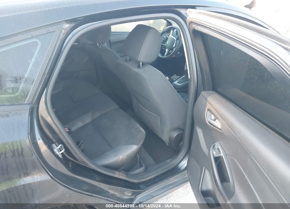 2014 FORD FOCUS VIN: 1FADP3K20EL219923