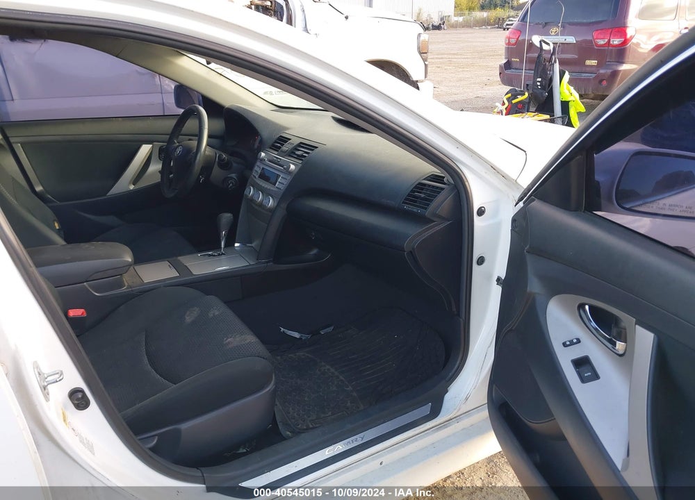 2011 TOYOTA CAMRY SE VIN: 4T1BF3EK4BU594926