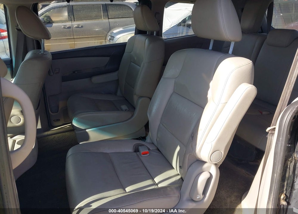 2011 HONDA ODYSSEY EX-L VIN: 5FNRL5H6XBB028901