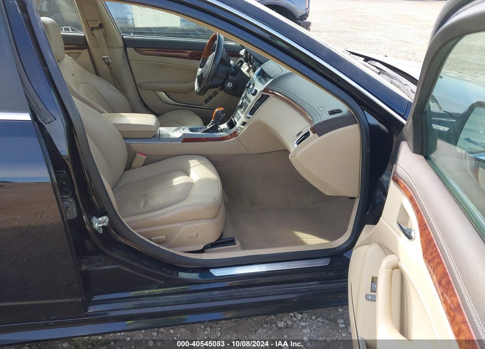 2011 CADILLAC CTS LUXURY VIN: 1G6DG5EY9B0123973
