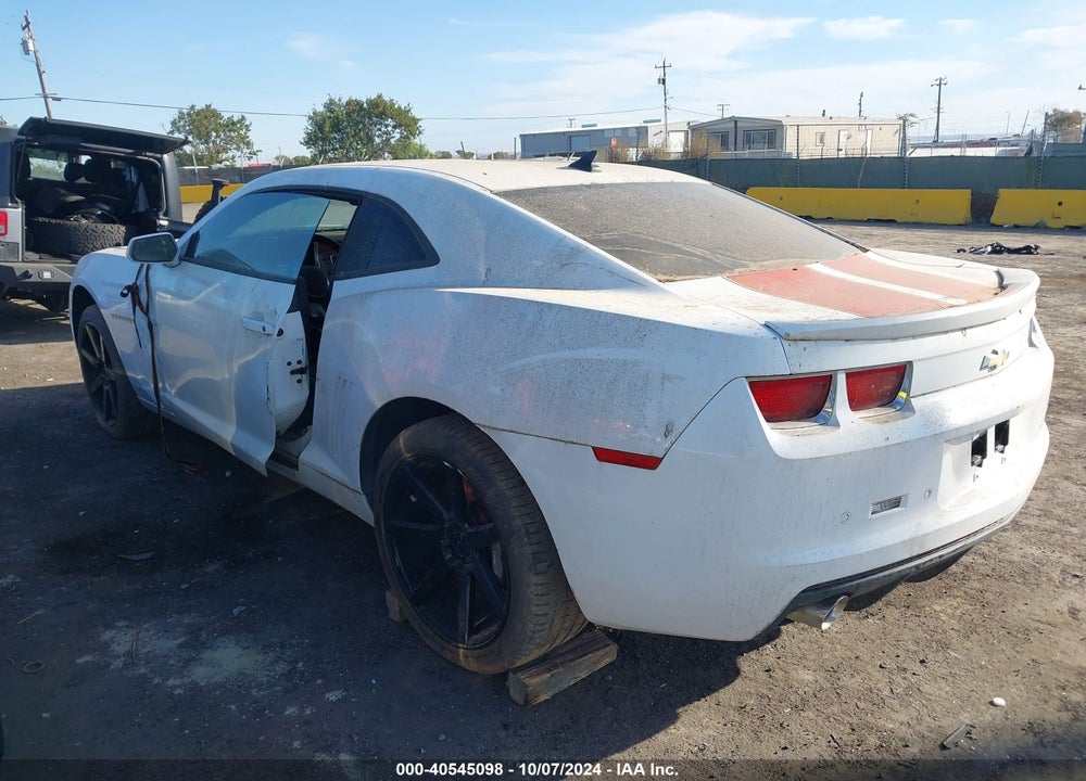 2011 CHEVROLET CAMARO 2SS VIN: 2G1FK1EJ3B9178644