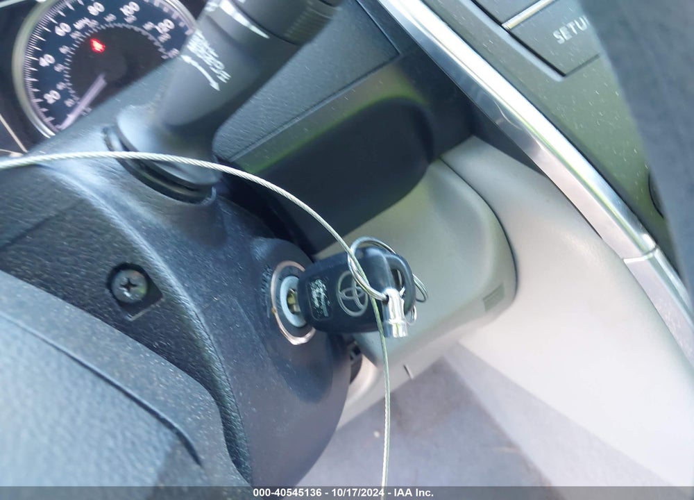 2017 TOYOTA CAMRY LE VIN: 4T1BF1FK4HU802508