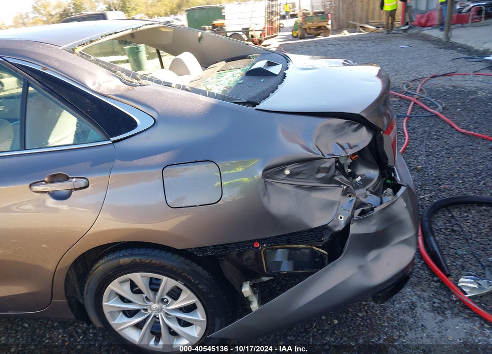 2017 TOYOTA CAMRY LE VIN: 4T1BF1FK4HU802508