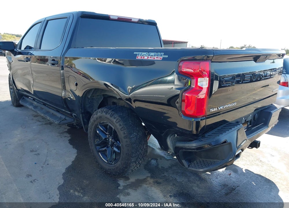 2021 CHEVROLET SILVERADO 1500 4WD SHORT BED CUSTOM TRAIL BOSS VIN: 1GCPYCEF6MZ446001