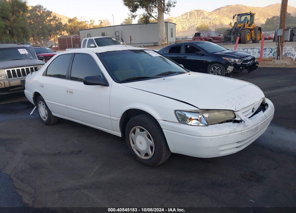 1998 TOYOTA CAMRY CE VIN: 4T1BG22K4WU246996
