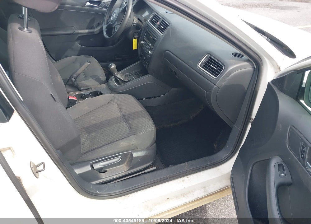 2013 VOLKSWAGEN JETTA 2.0L S VIN: 3VW1K7AJ0DM281103