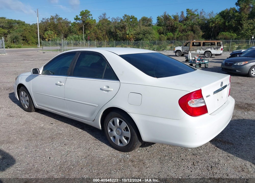 2004 TOYOTA CAMRY LE VIN: 4T1BE32K84U346494