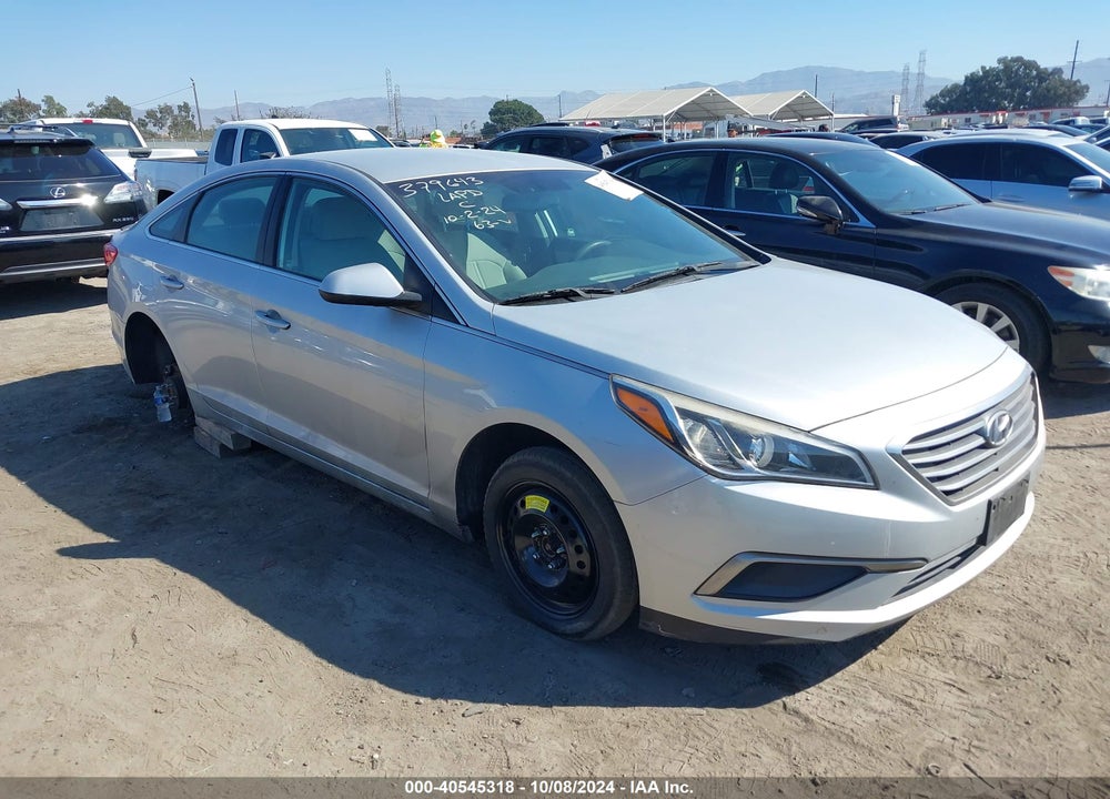 2017 HYUNDAI SONATA SE VIN: 5NPE24AF0HH575112