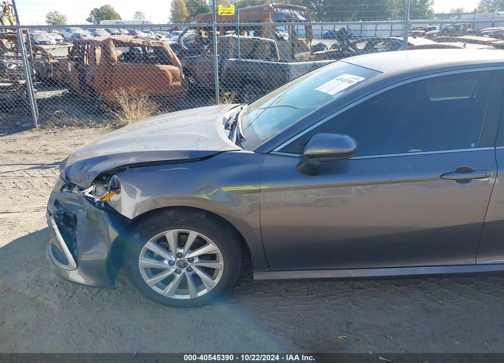 2021 TOYOTA CAMRY LE VIN: 4T1C11AK3MU568933