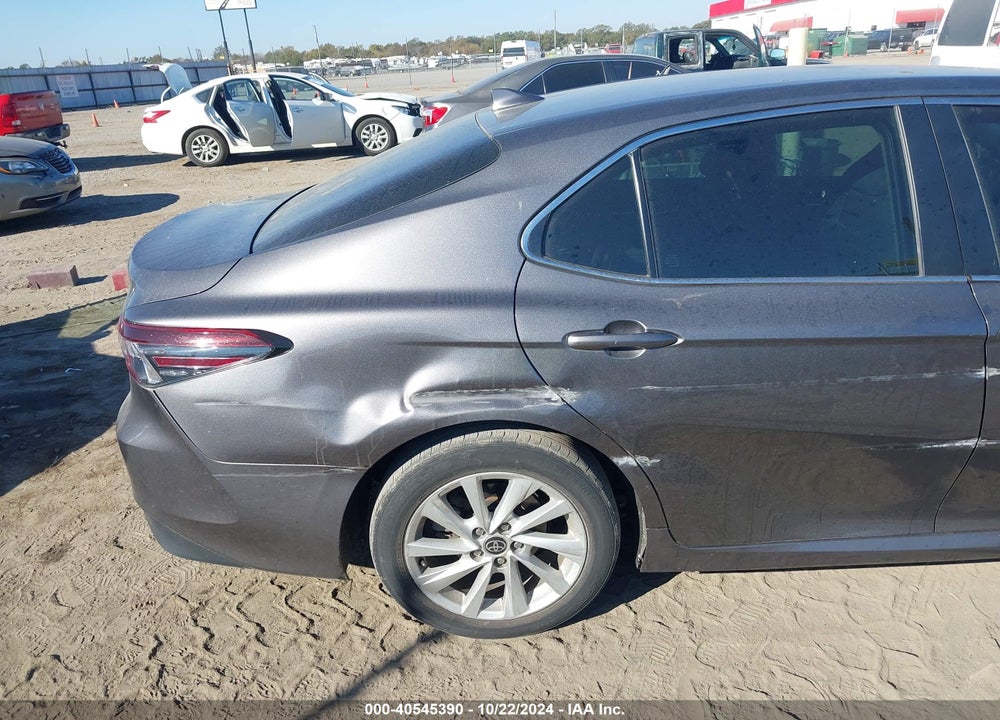2021 TOYOTA CAMRY LE VIN: 4T1C11AK3MU568933
