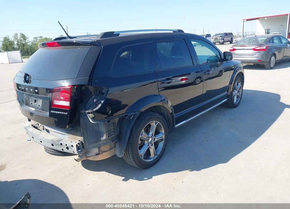 2017 DODGE JOURNEY CROSSROAD PLUS VIN: 3C4PDCGB7HT702360
