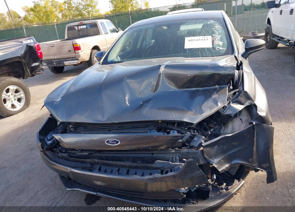 2018 FORD FUSION SE VIN: 3FA6P0HD7JR149168