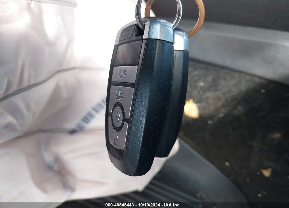 2018 FORD FUSION SE VIN: 3FA6P0HD7JR149168