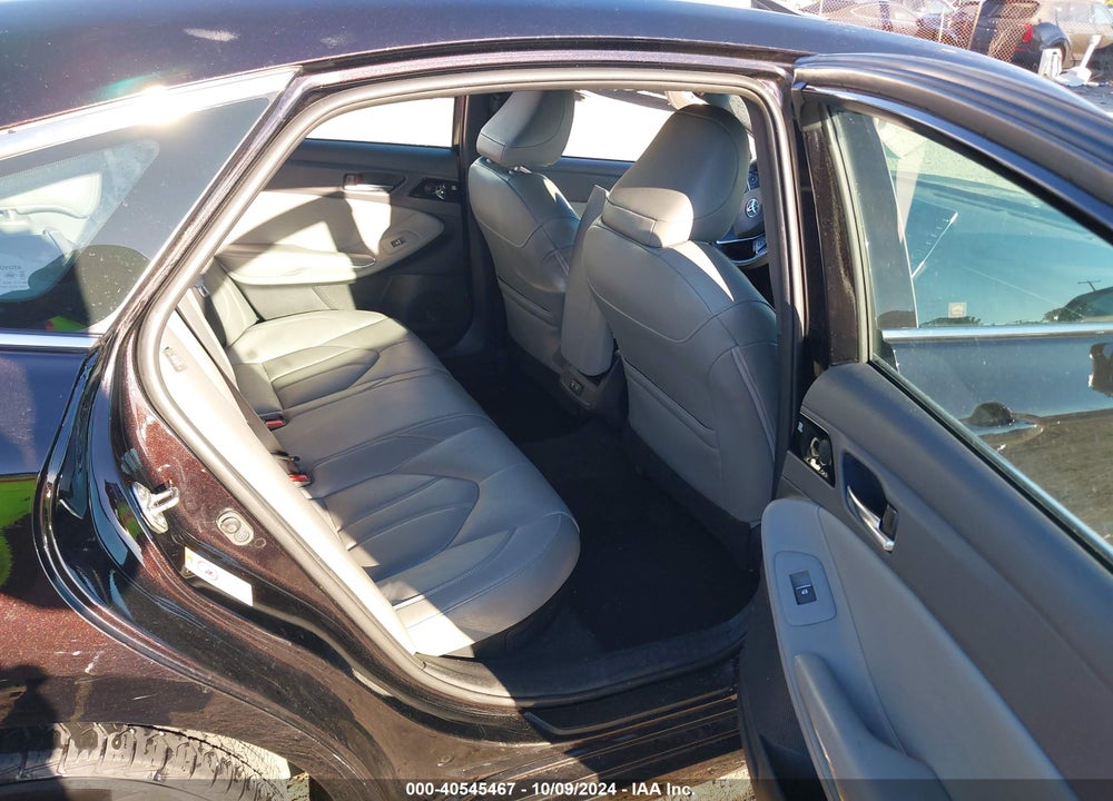 2019 TOYOTA AVALON HYBRID XLE VIN: 4T1B21FB1KU005605