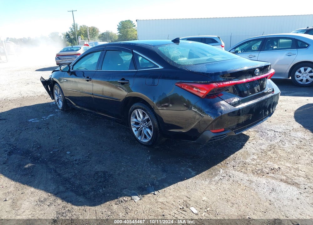 2019 TOYOTA AVALON HYBRID XLE VIN: 4T1B21FB1KU005605