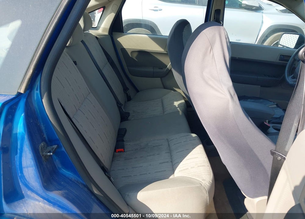 2010 FORD FOCUS SE VIN: 1FAHP3FN0AW134305