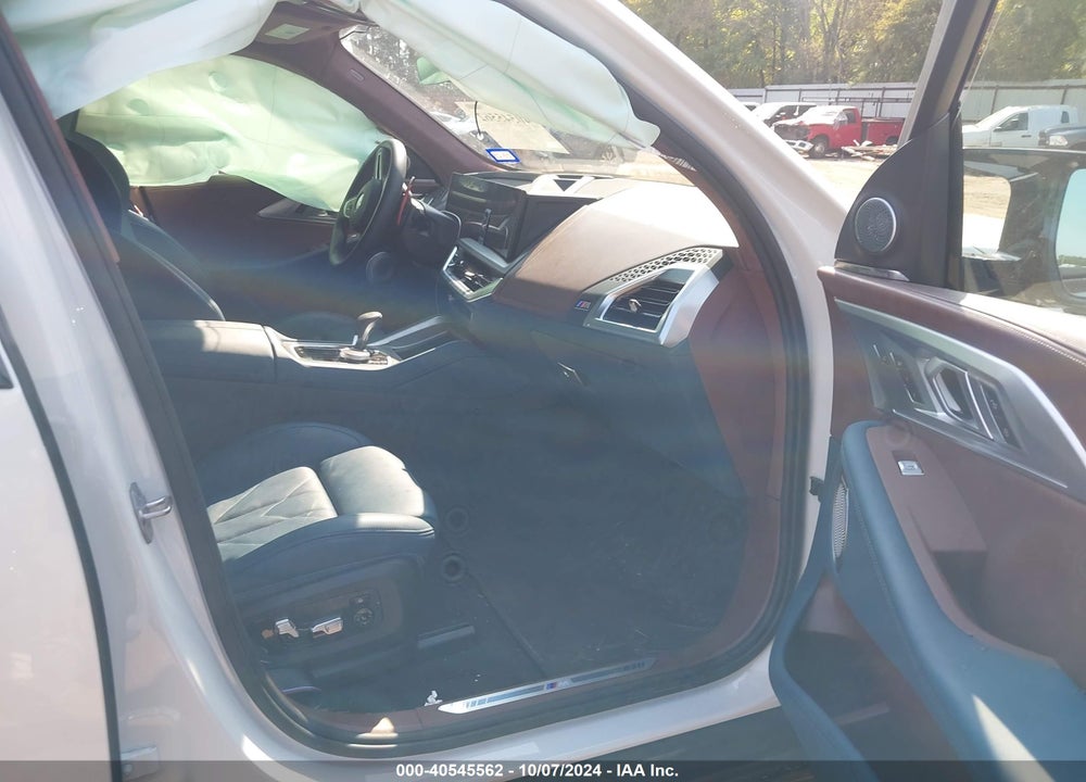 2023 BMW XM VIN: 5YM23CS02P9S54319
