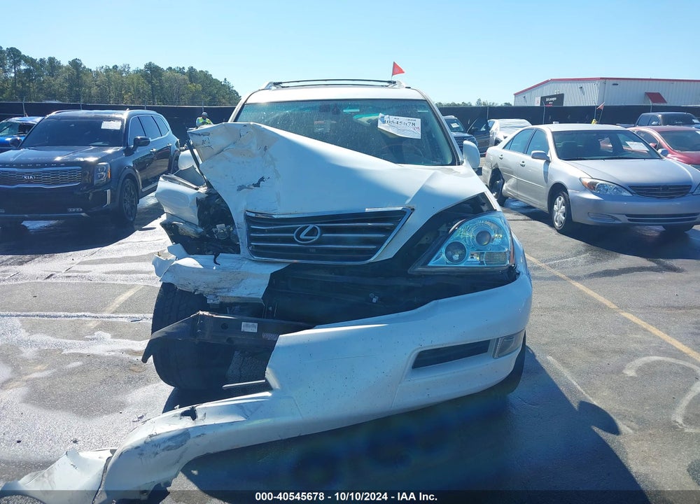 2004 LEXUS GX 470 VIN: JTJBT20X840057607
