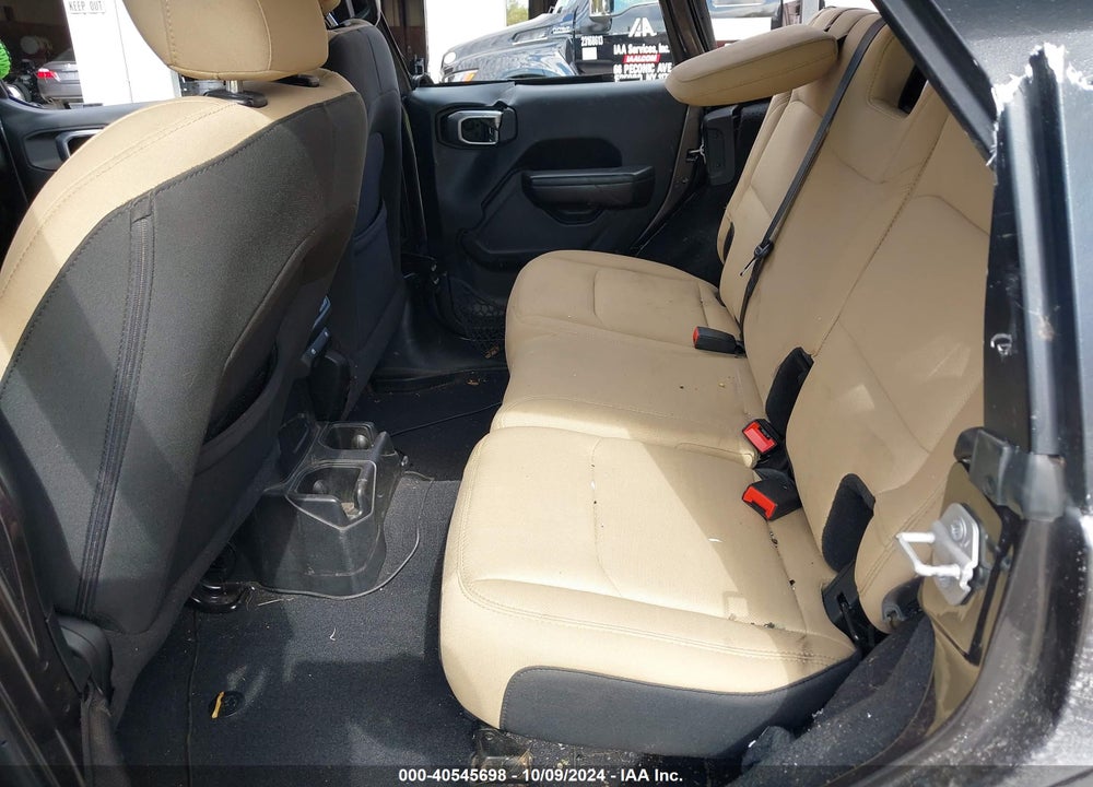 2019 JEEP WRANGLER UNLIMITED SPORT S 4X4 VIN: 1C4HJXDG4KW525353