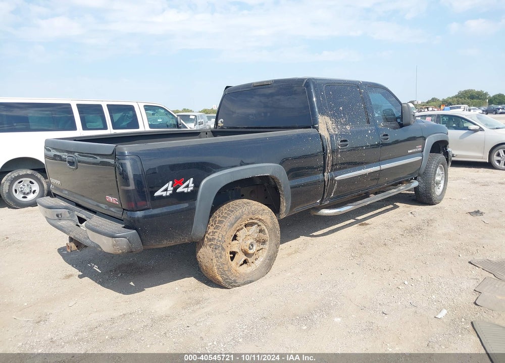 2005 GMC SIERRA 2500HD SLT VIN: 1GTHK23275F859452