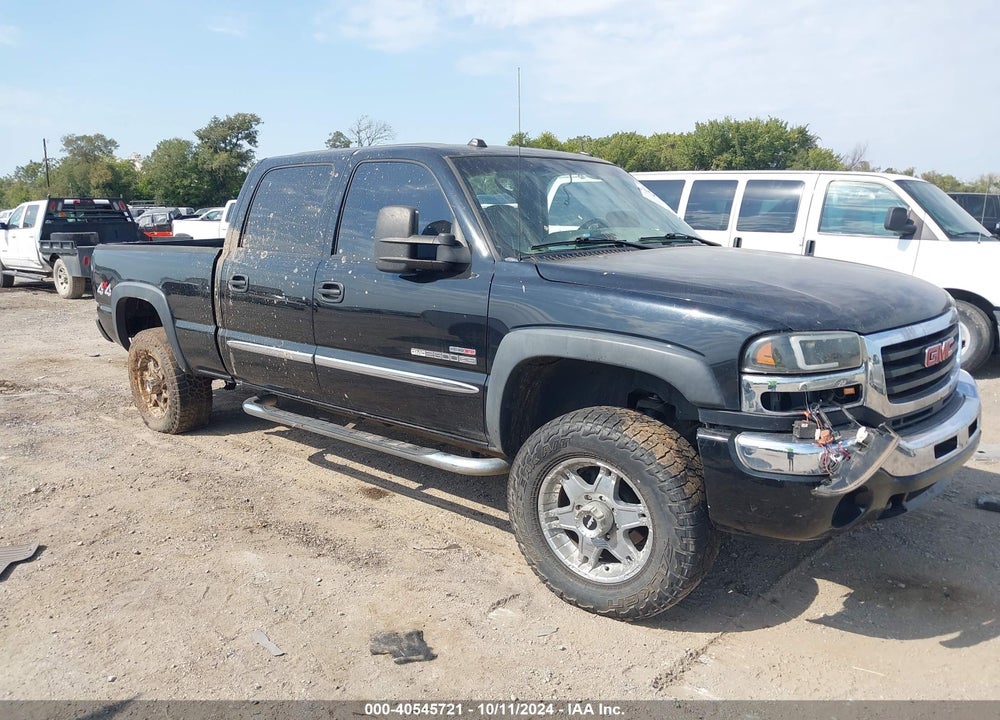 2005 GMC SIERRA 2500HD SLT VIN: 1GTHK23275F859452