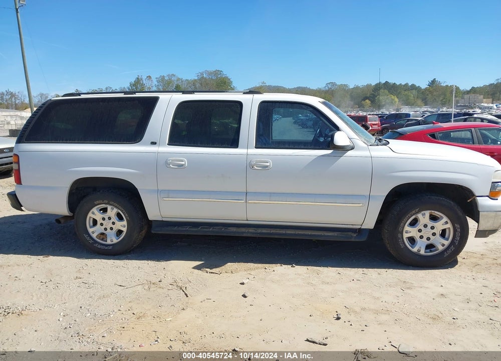 2002 CHEVROLET SUBURBAN 1500 LT VIN: 3GNFK16Z12G243886