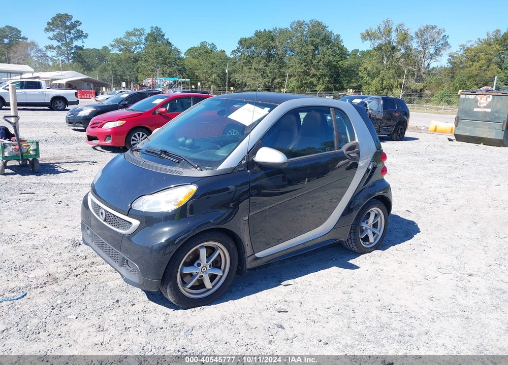 2013 SMART FORTWO PASSION/PURE VIN: WMEEJ3BA9DK586817