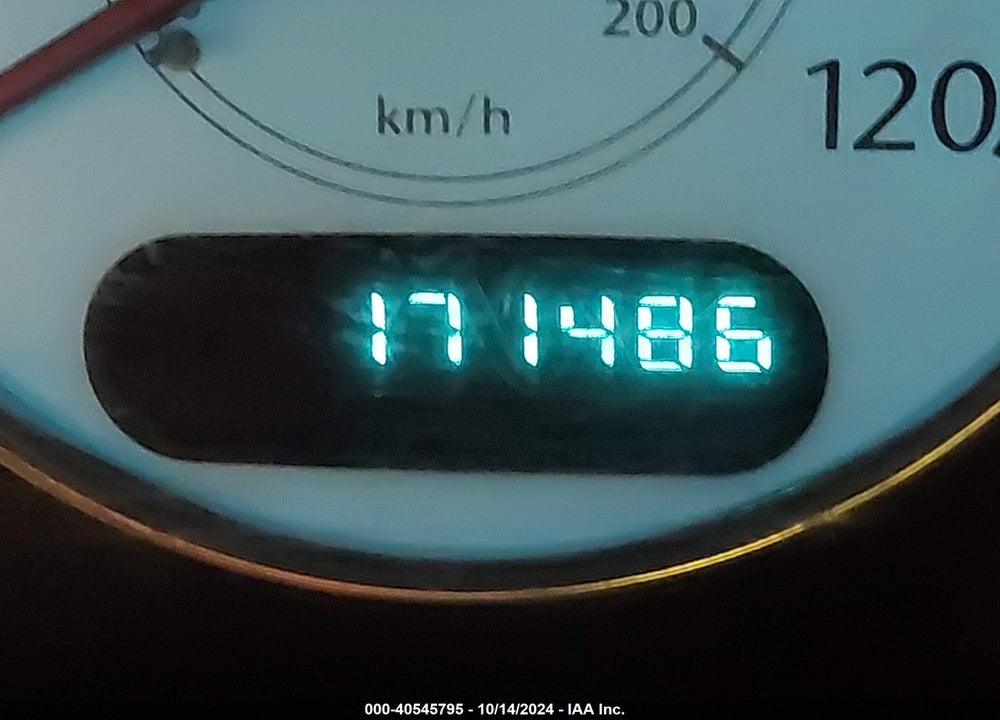2005 CHRYSLER TOWN & COUNTRY LIMITED VIN: 2C8GP64L95R164361