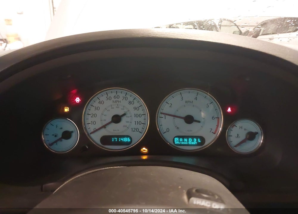 2005 CHRYSLER TOWN & COUNTRY LIMITED VIN: 2C8GP64L95R164361
