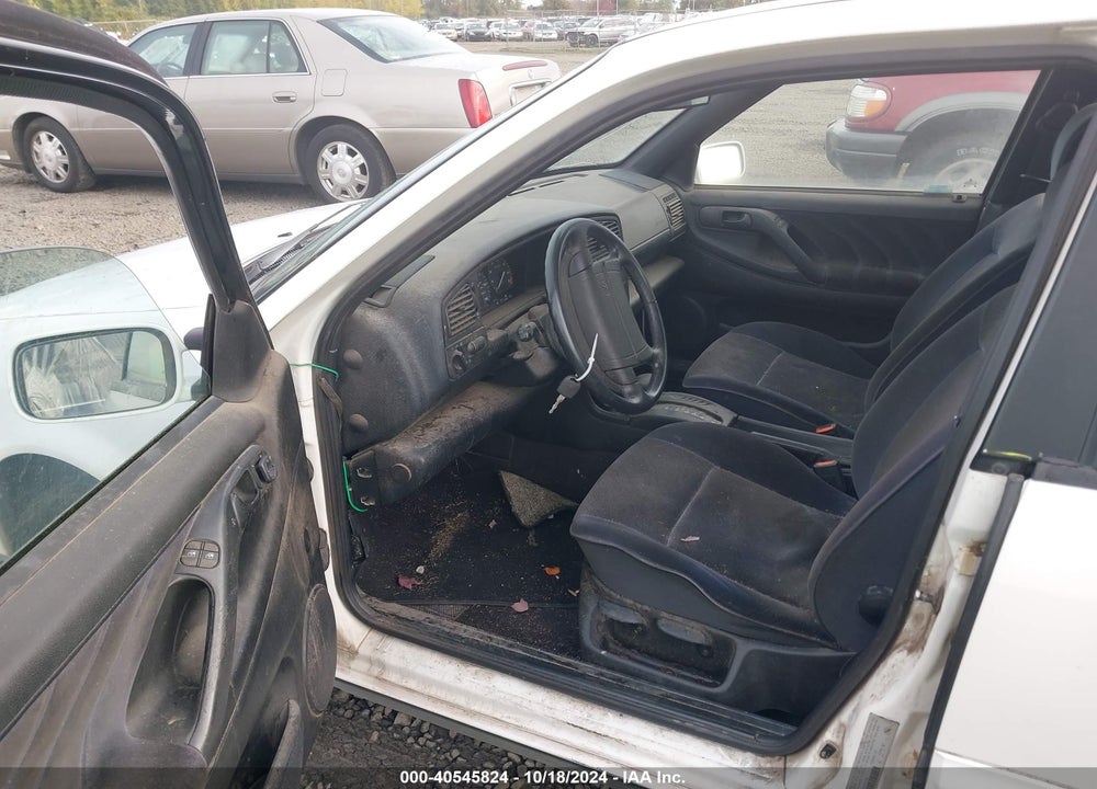 1995 VOLKSWAGEN PASSAT GLX VIN: WVWEE83A2SE071068
