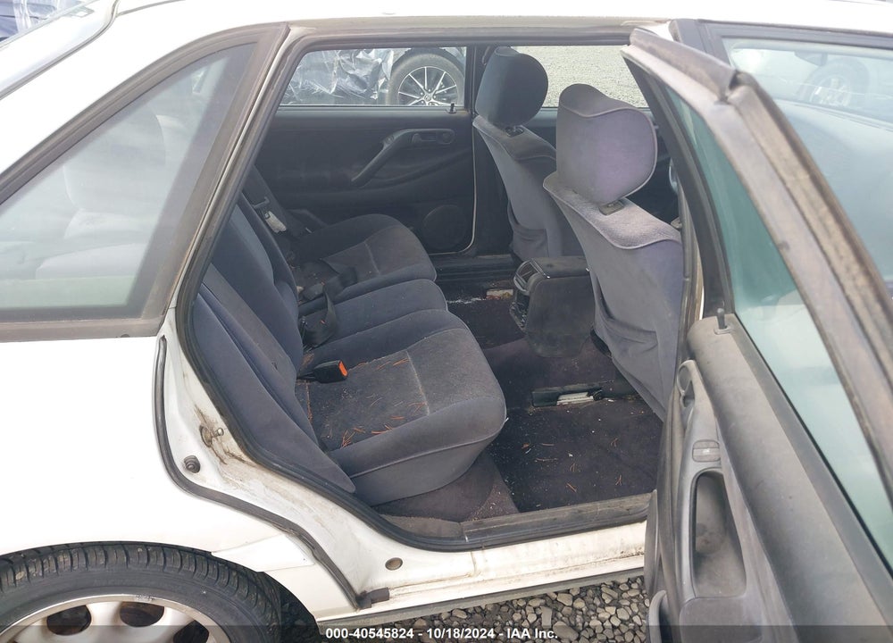 1995 VOLKSWAGEN PASSAT GLX VIN: WVWEE83A2SE071068