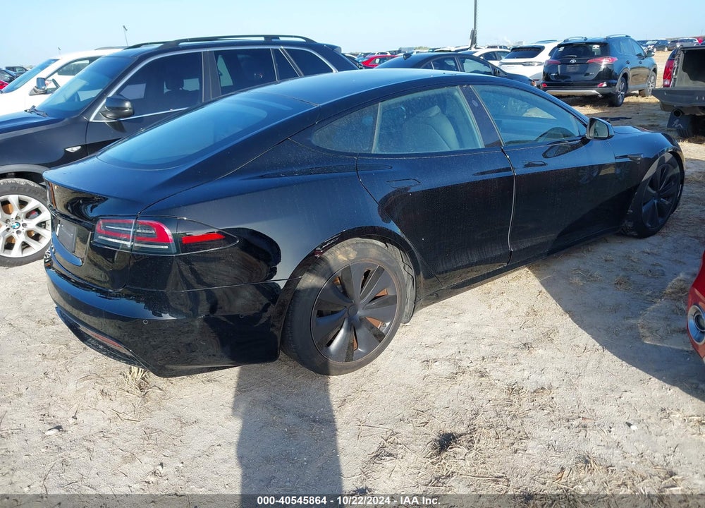 2022 TESLA MODEL S DUAL MOTOR ALL-WHEEL DRIVE VIN: 5YJSA1E57NF477176