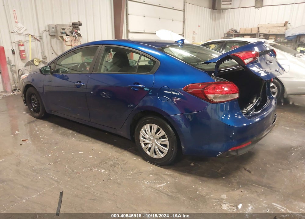 2017 KIA FORTE LX VIN: 3KPFK4A74HE122404