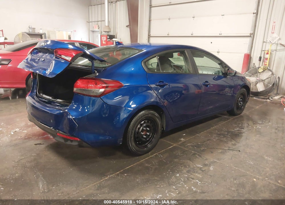 2017 KIA FORTE LX VIN: 3KPFK4A74HE122404