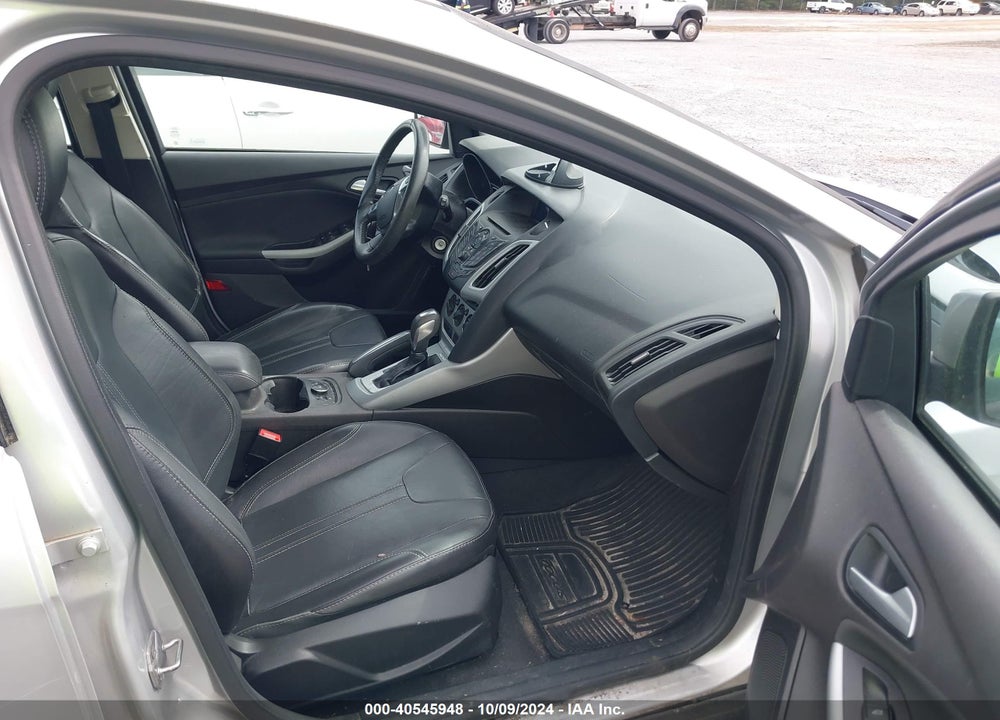 2014 FORD FOCUS SE VIN: 1FADP3K29EL173959