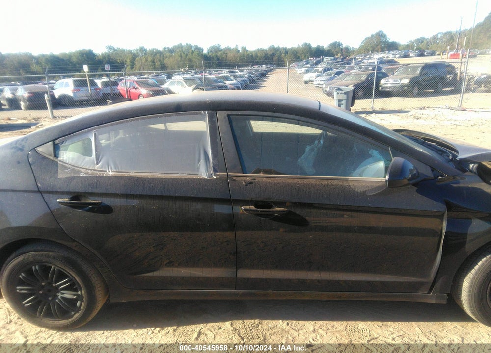 2017 HYUNDAI ELANTRA SE VIN: KMHD74LFXHU422202
