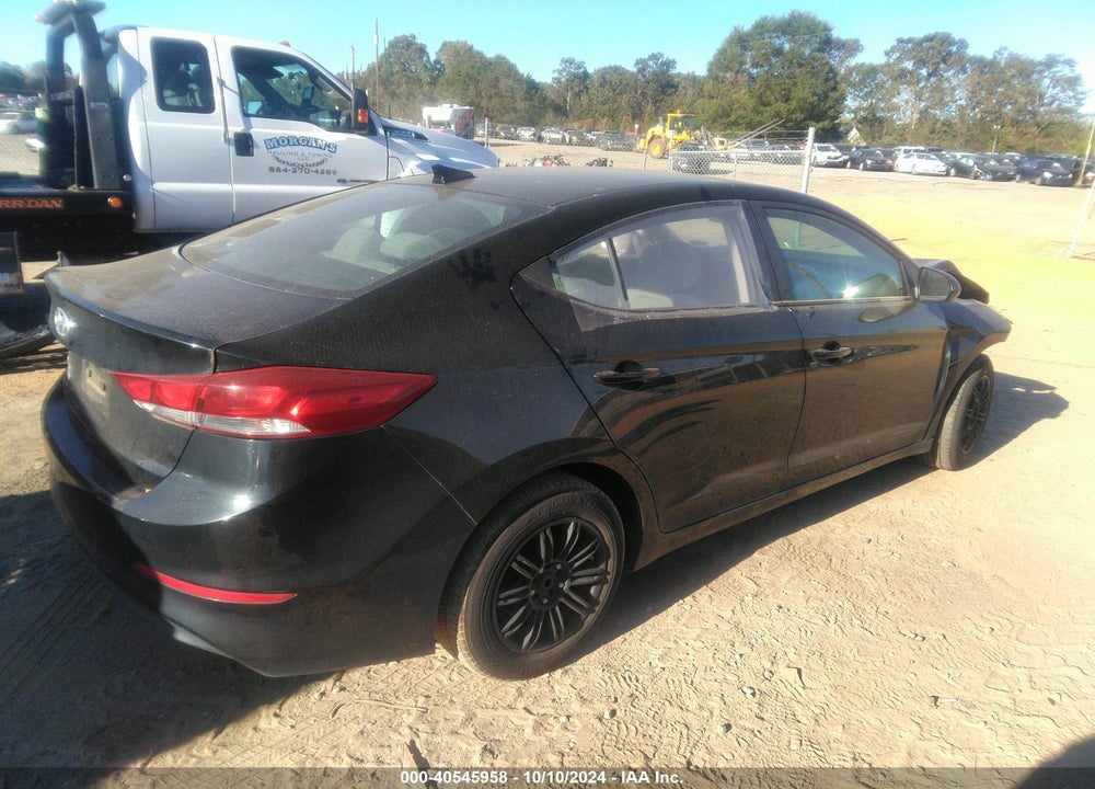 2017 HYUNDAI ELANTRA SE VIN: KMHD74LFXHU422202