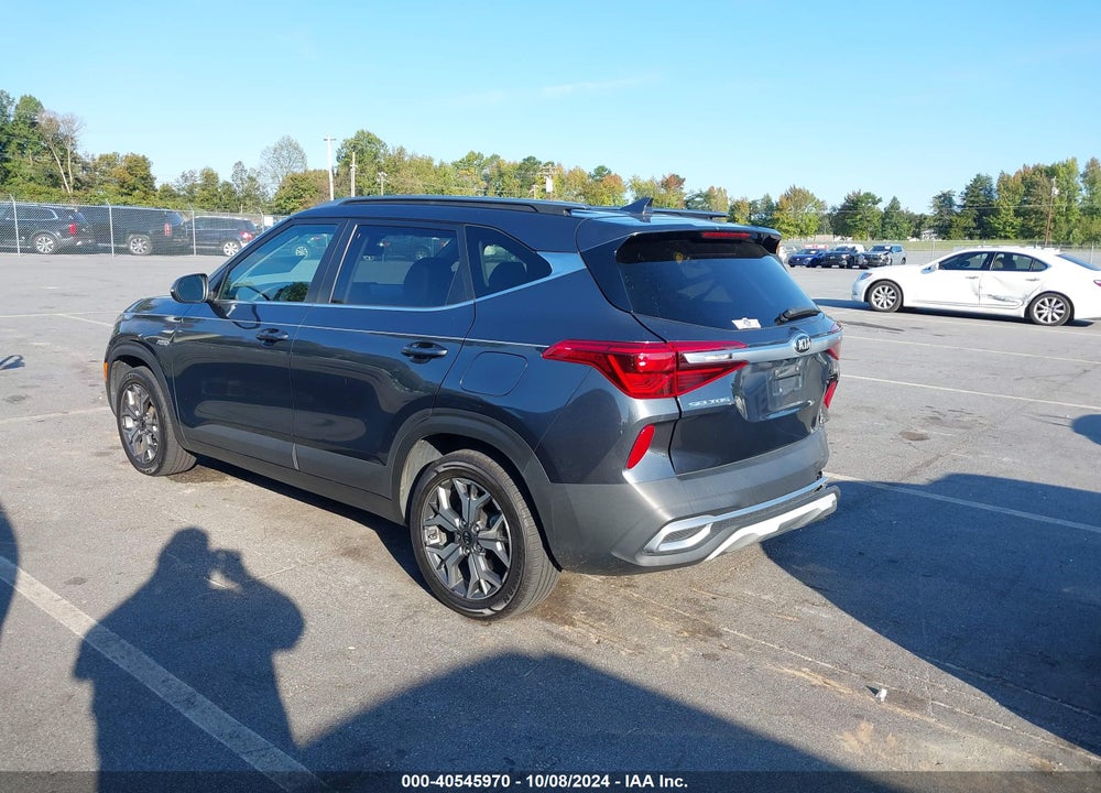 2021 KIA SELTOS EX VIN: KNDERCAAXM7193260