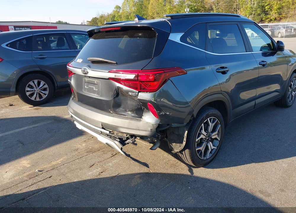 2021 KIA SELTOS EX VIN: KNDERCAAXM7193260