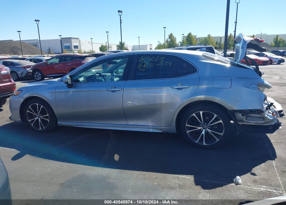 2019 TOYOTA CAMRY SE VIN: 4T1B11HK7KU228196