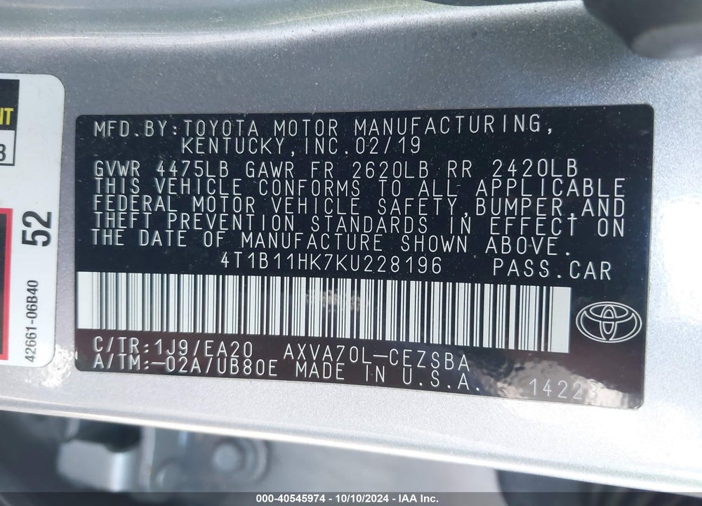 2019 TOYOTA CAMRY SE VIN: 4T1B11HK7KU228196