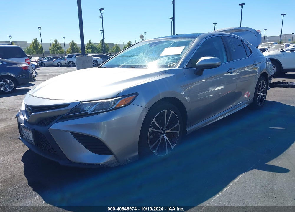 2019 TOYOTA CAMRY SE VIN: 4T1B11HK7KU228196