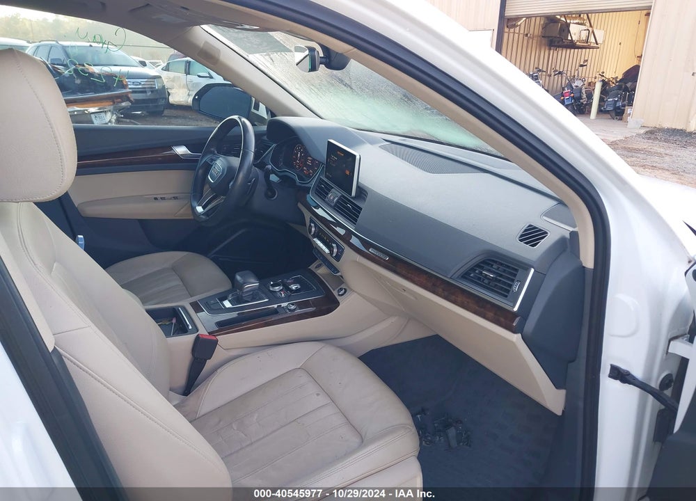 2018 AUDI Q5 2.0T PREMIUM/2.0T TECH PREMIUM VIN: WA1BNAFY5J2014232